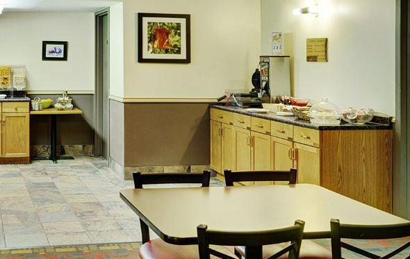 Thompson'S Best Value Inn & Suites Kültér fotó